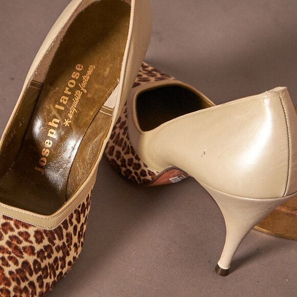 1950s Stiletto Patent Leather and Fur Pumps Heels